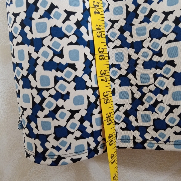 Ann Taylor Loft Fitted Geometric Pattern Sleeveless Dress Size 8 - Picture 8 of 10